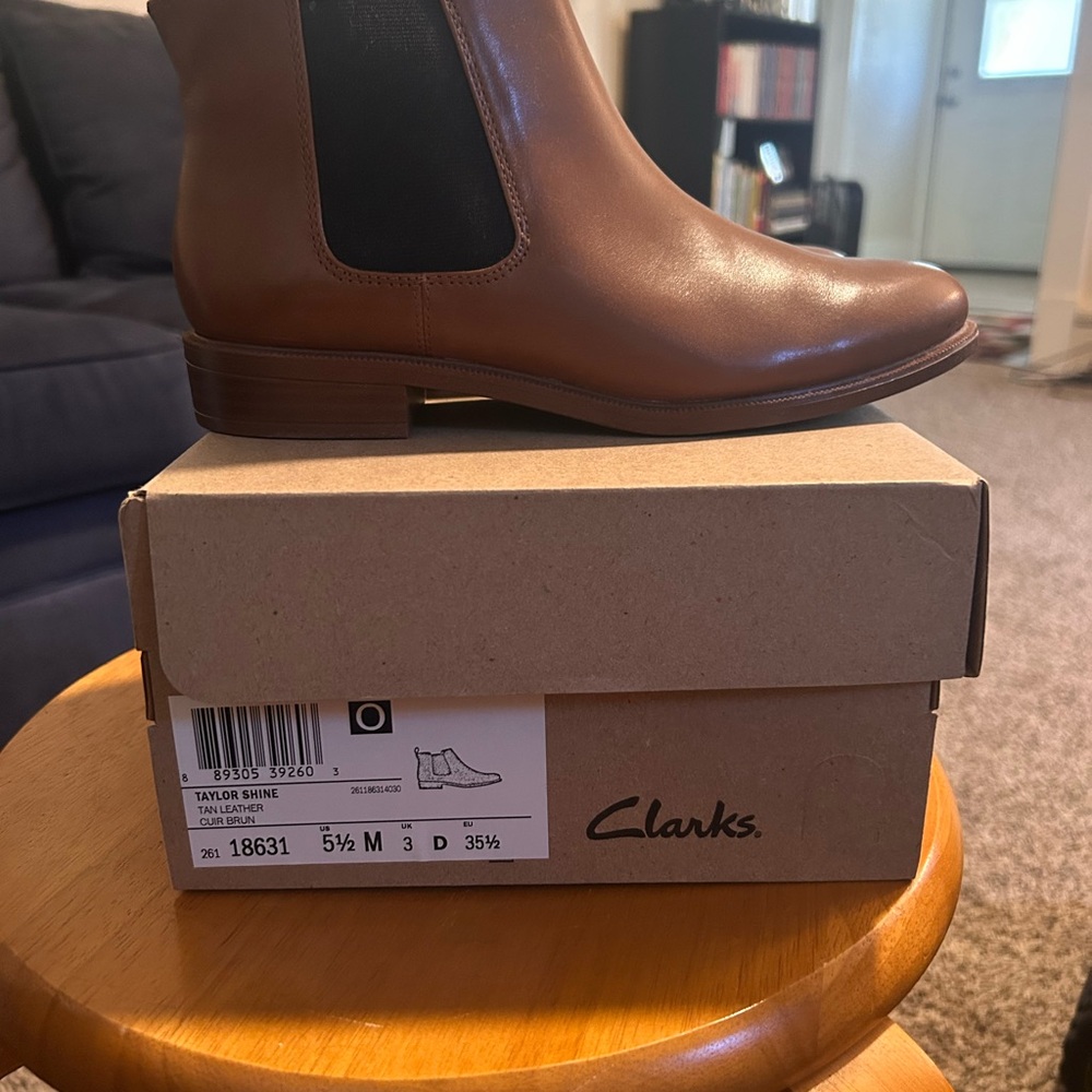 Clarks Tan Taylor Shine Leather Ankle Boots